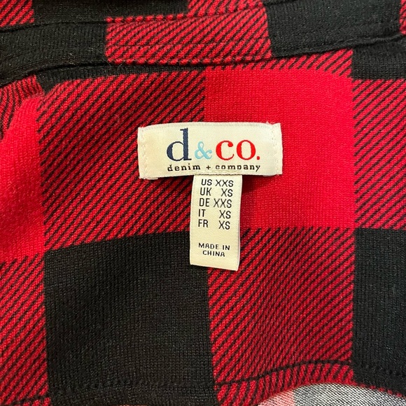 Denim&Co. Buffalo plaid, button down tunic with pockets. Size XXS - Picture 5 of 8